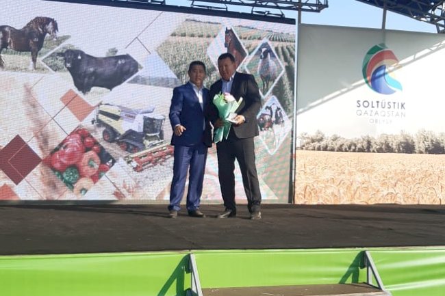 Награждение Сагандыкова С.О. 